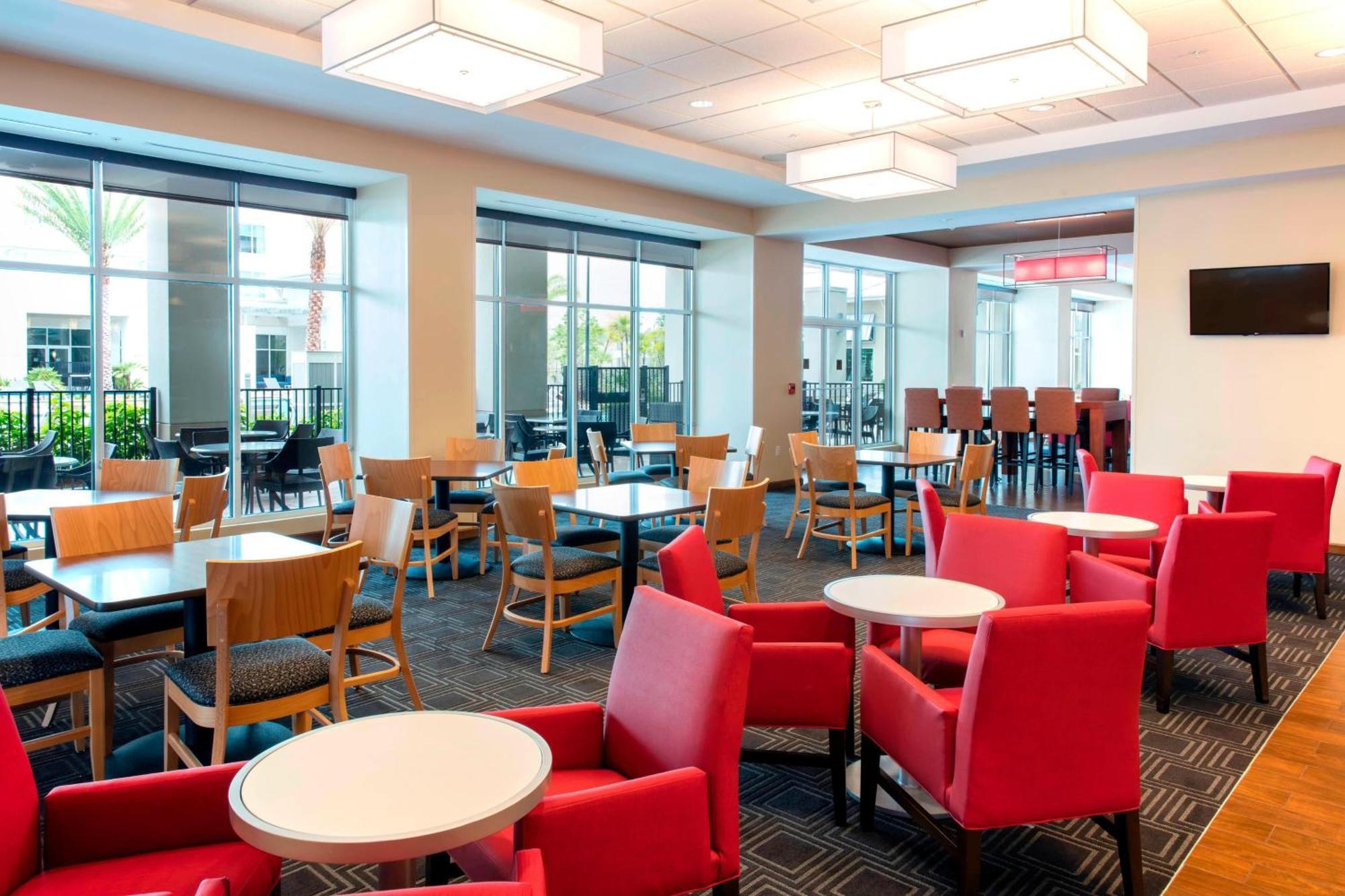 Towneplace Suites Orlando At Flamingo Crossings Town Center/Western Entrance Bay Lake Екстериор снимка
