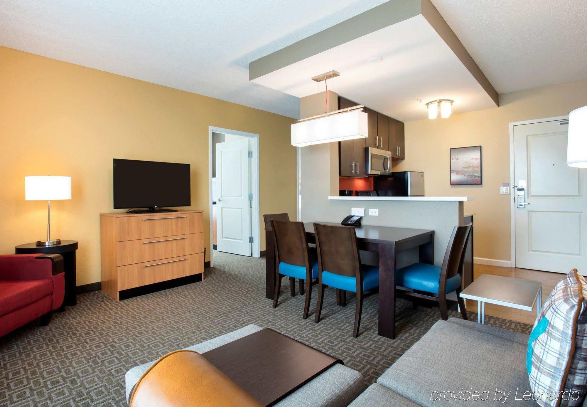 Towneplace Suites Orlando At Flamingo Crossings Town Center/Western Entrance Bay Lake Екстериор снимка